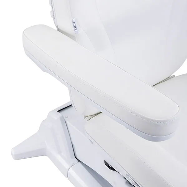galea-treatment-bed-white-armrest-detail-dsse.webp