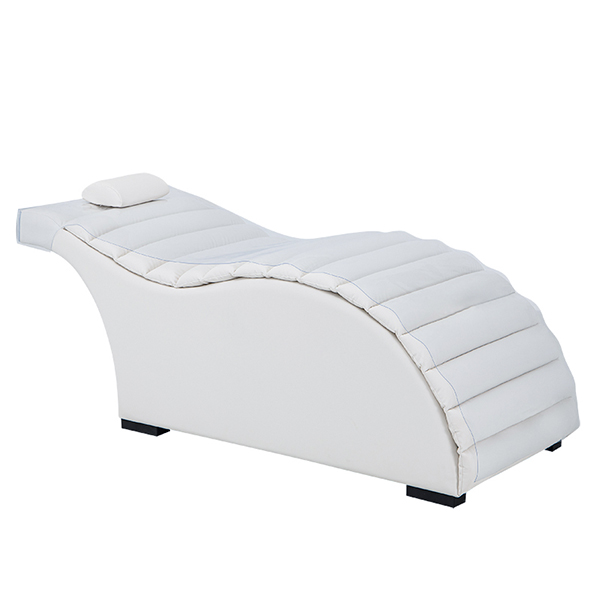ergonomic design lash bed in white perfect for any brow/lash artist