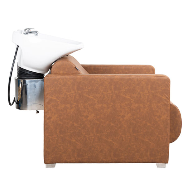 this wash lounge comes in a savvy tan vinyl and white bowl